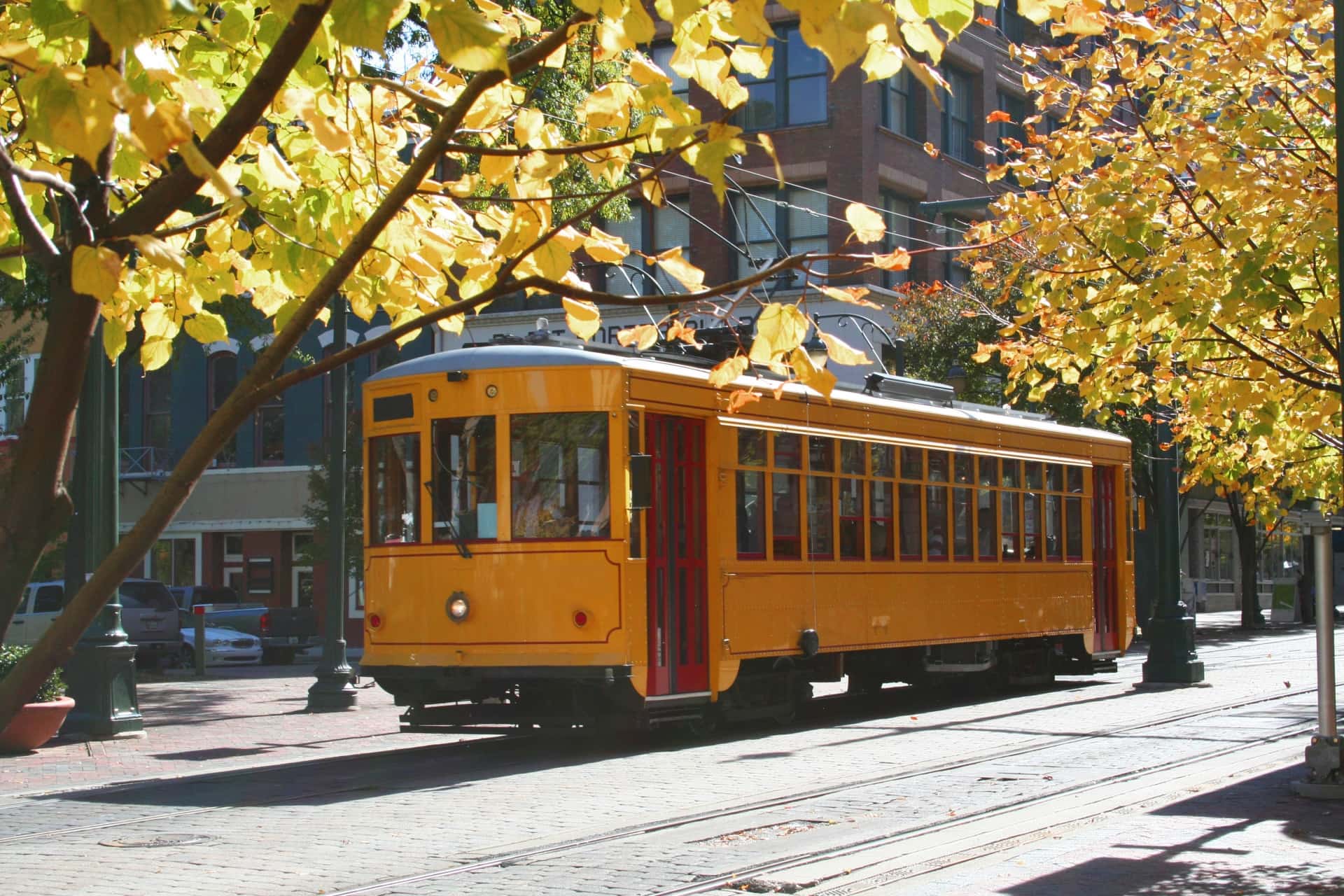 Memphis trolley runs throughout town