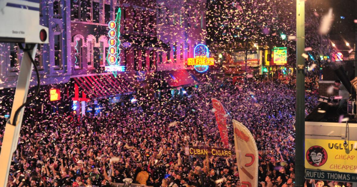 FIVE SHOWS NOT TO MISS: NEW YEAR’S EVE, 2022